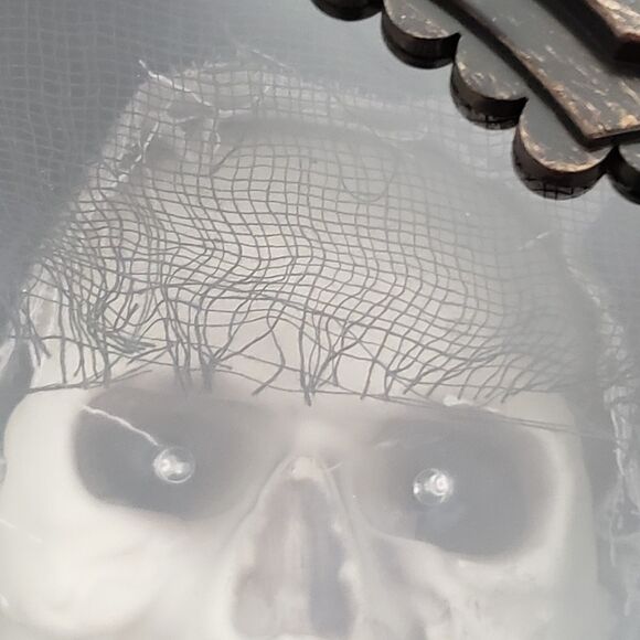 Gemmy Animated Talking Skeleton Tombstone Lights Up Halloween Tested Works Scary - Picture 11 of 16